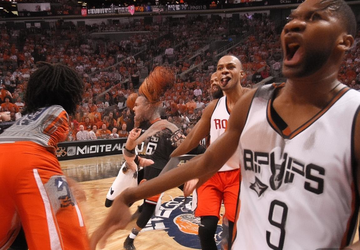 2017NBA西部半决赛：马刺火箭巅峰对决回顾(图2)